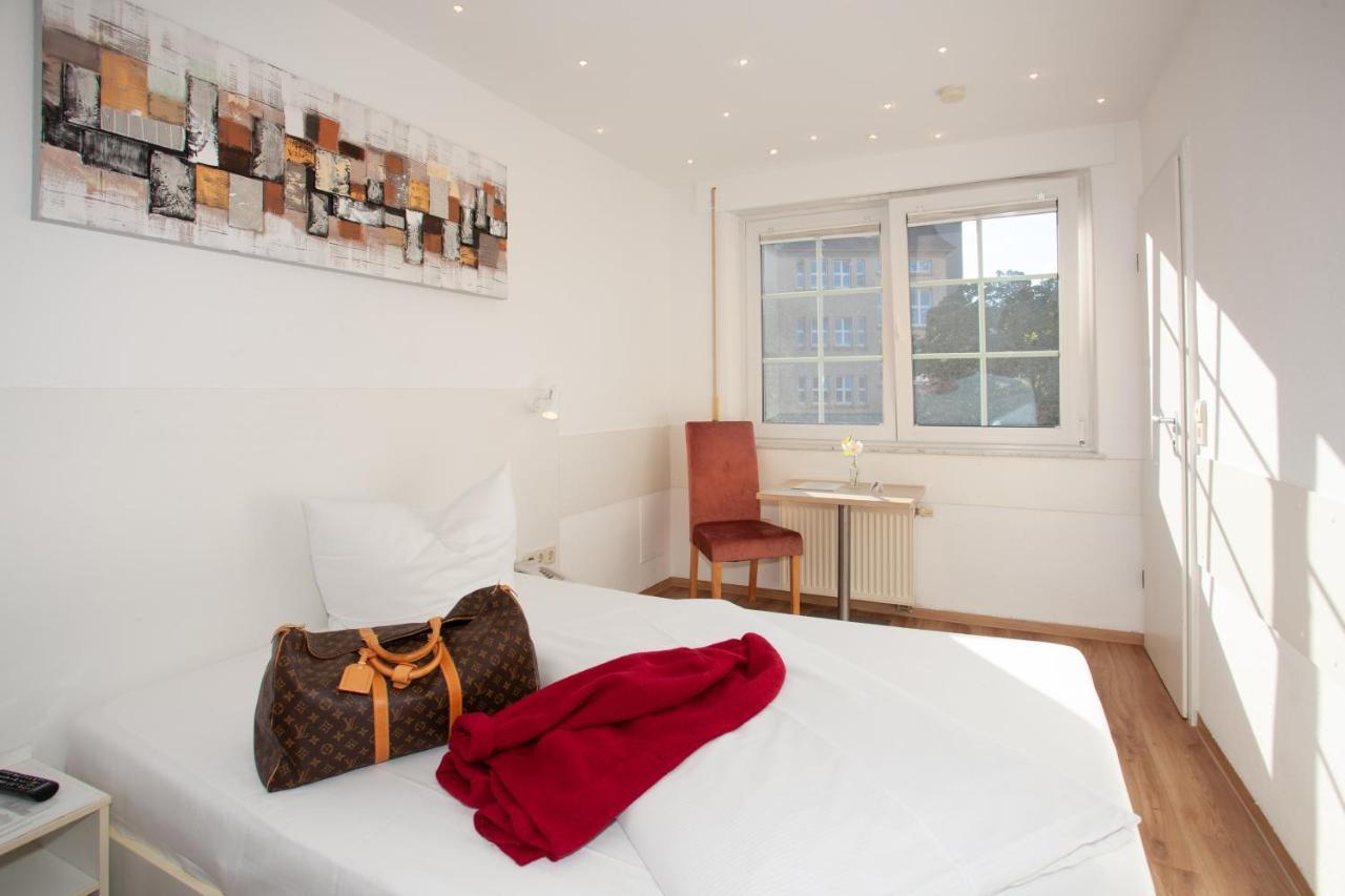 Relax Hotel & Spa Stuttgart Exterior foto