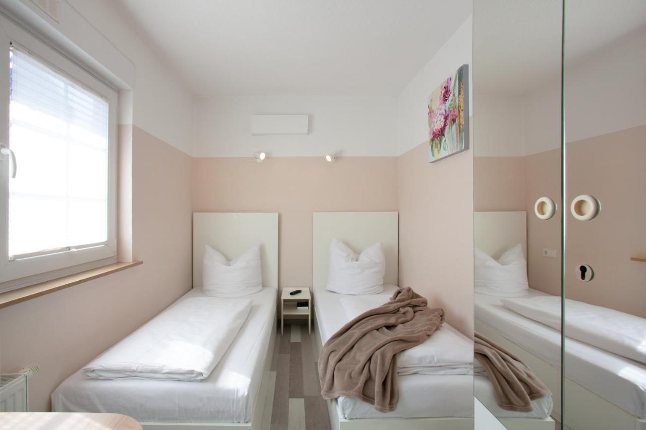 Relax Hotel & Spa Stuttgart Exterior foto